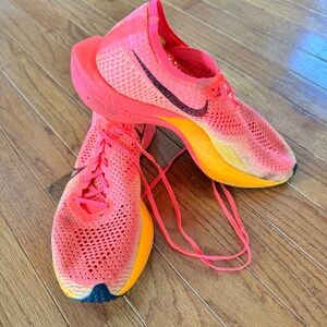 Nike ZoomX Vaporfly Next% 3 running shoes, Hyper Pink/Laser Orange W SZ 10